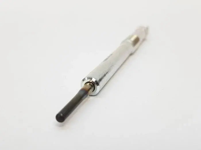 RENAULT 110650819R Bougie de préchauffage ­Y1010AS ­D-Power 88 ­DP88 Original RENAULT