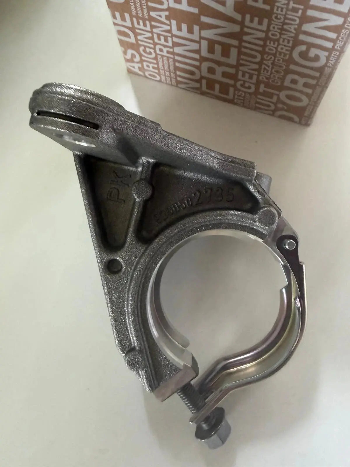 Renault 8200502735 Support de roulement d'arbre de transmission RENAULT