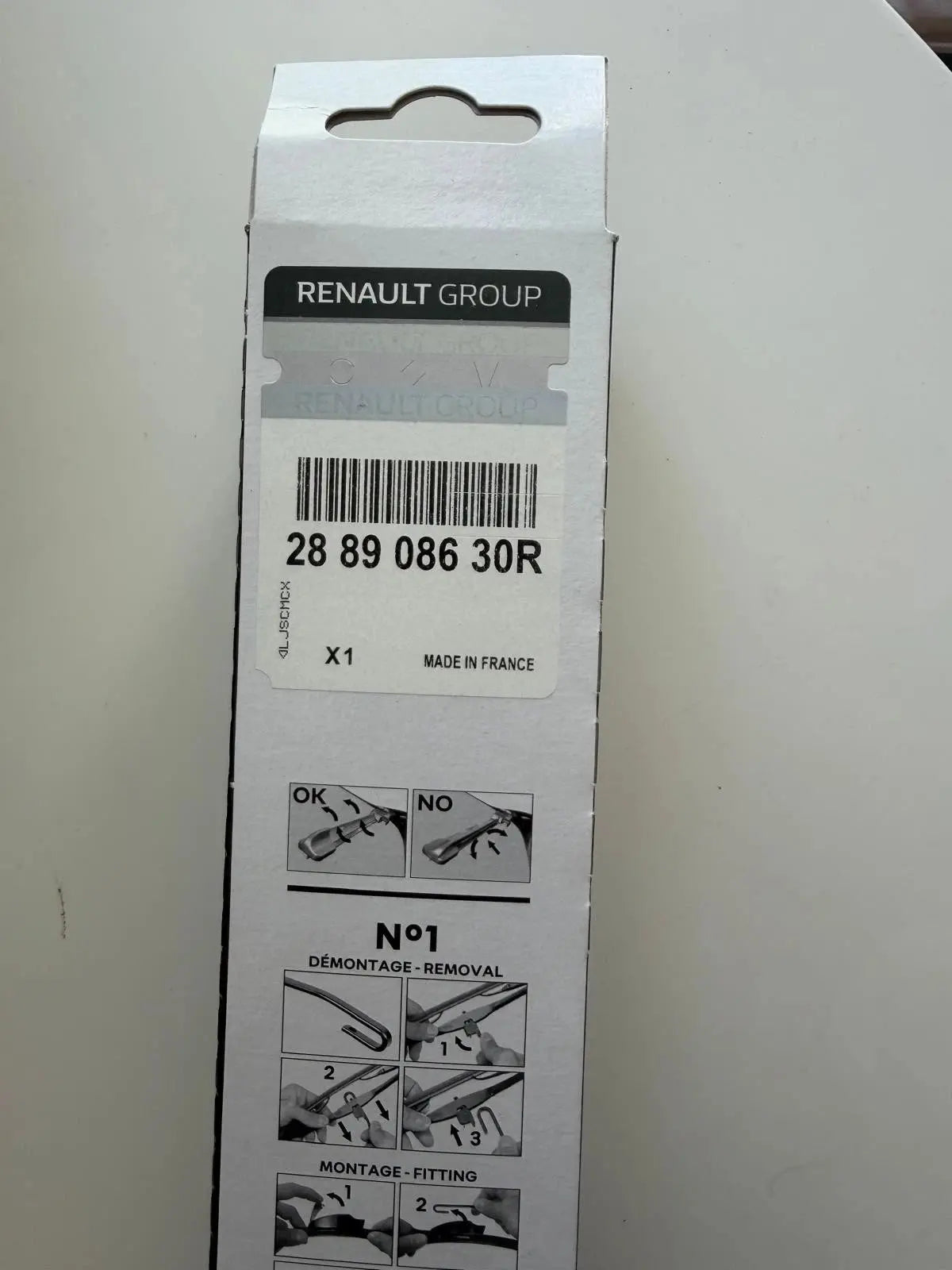 Renault 288908630R BALAI ESSUIE GLACE 700mm/650mm Original RENAULT