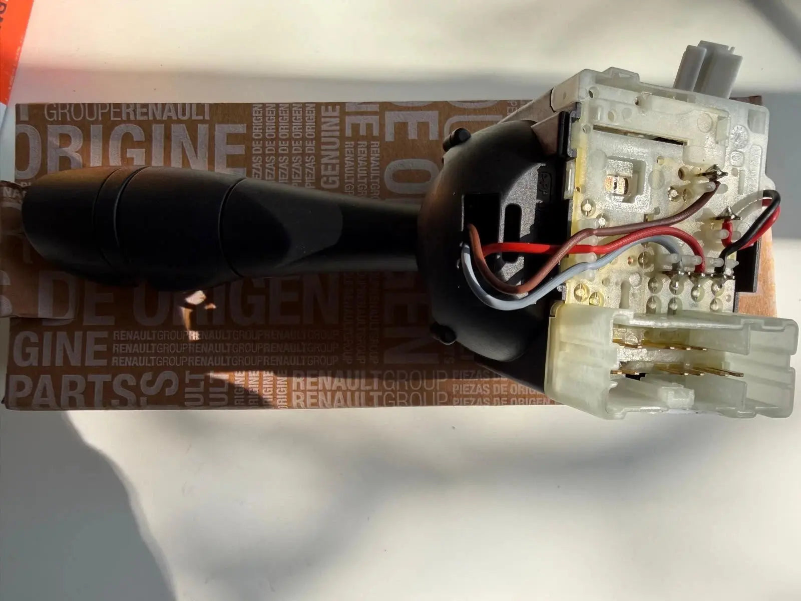 Renault 8201167992 Commutateur D’éclairage STEERING COLUMN SWITCH Original - GR PARTS