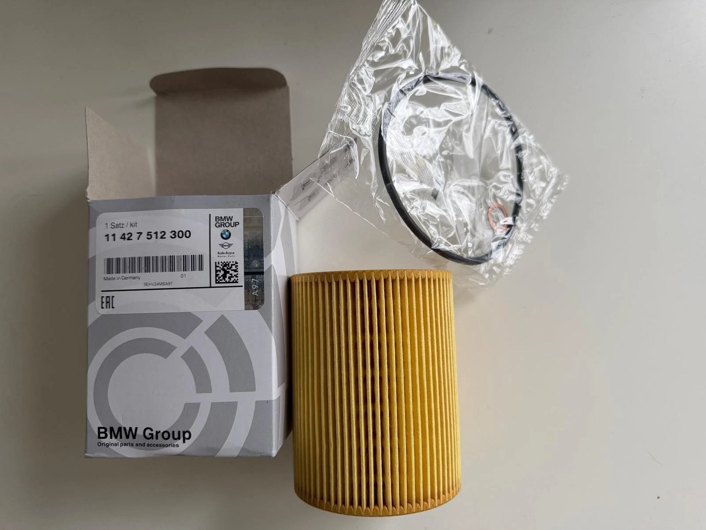 BMW 11 42 7 512 300 Filtre à huile