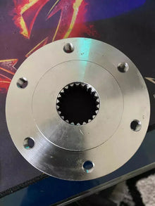 FLASQUE MANITOU RENVOI D'ANGLE COTE BOITE DE VITESSE 550620 ADAPTABLE GR PARTS