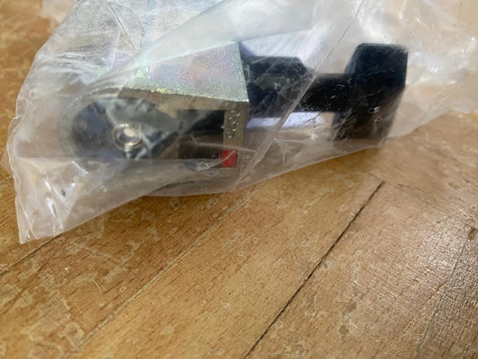 COUPLEUR LYRE FINAGAZ-ANTARGAZ BOUTEILLE Connector bottle LPG Finagaz 5/16-SAE