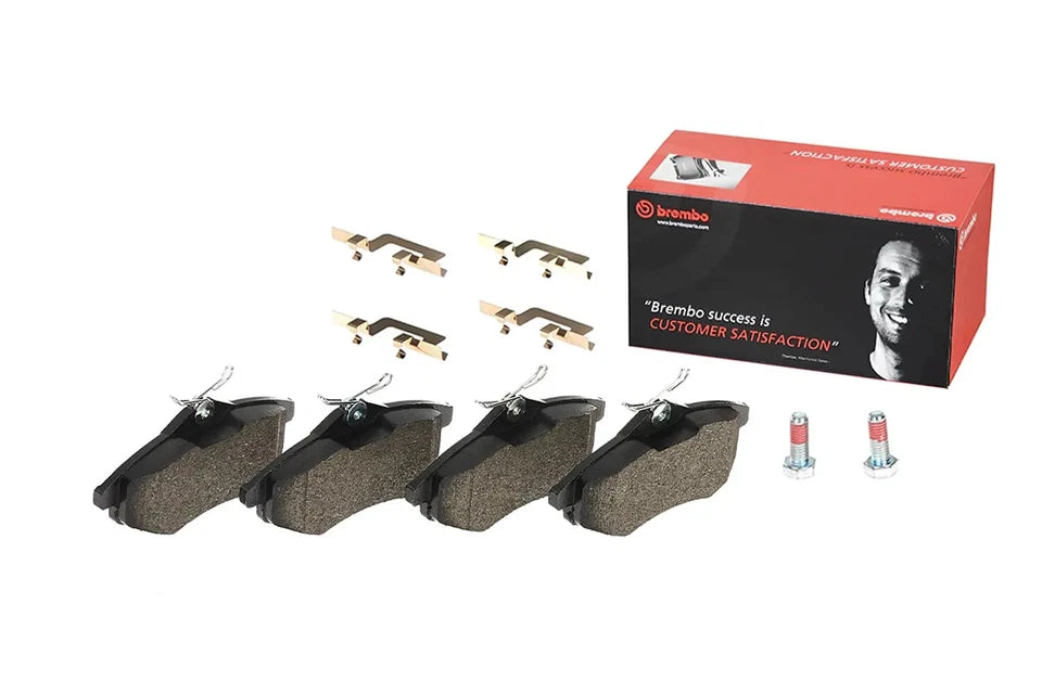 BREMBO P 61 074 Plaquettes de freins Avant